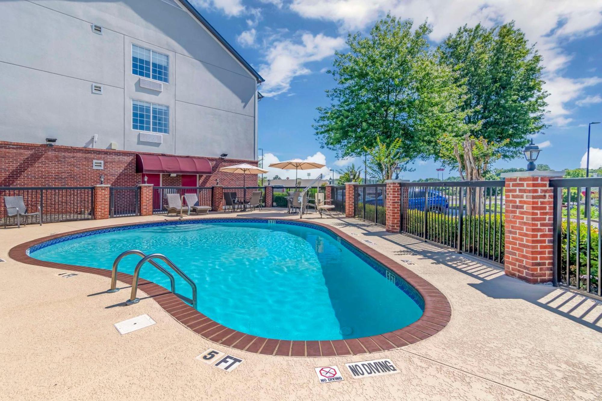 Best Western Plus Lake Lanier Gainesville Hotel & Suites Oakwood Eksteriør billede